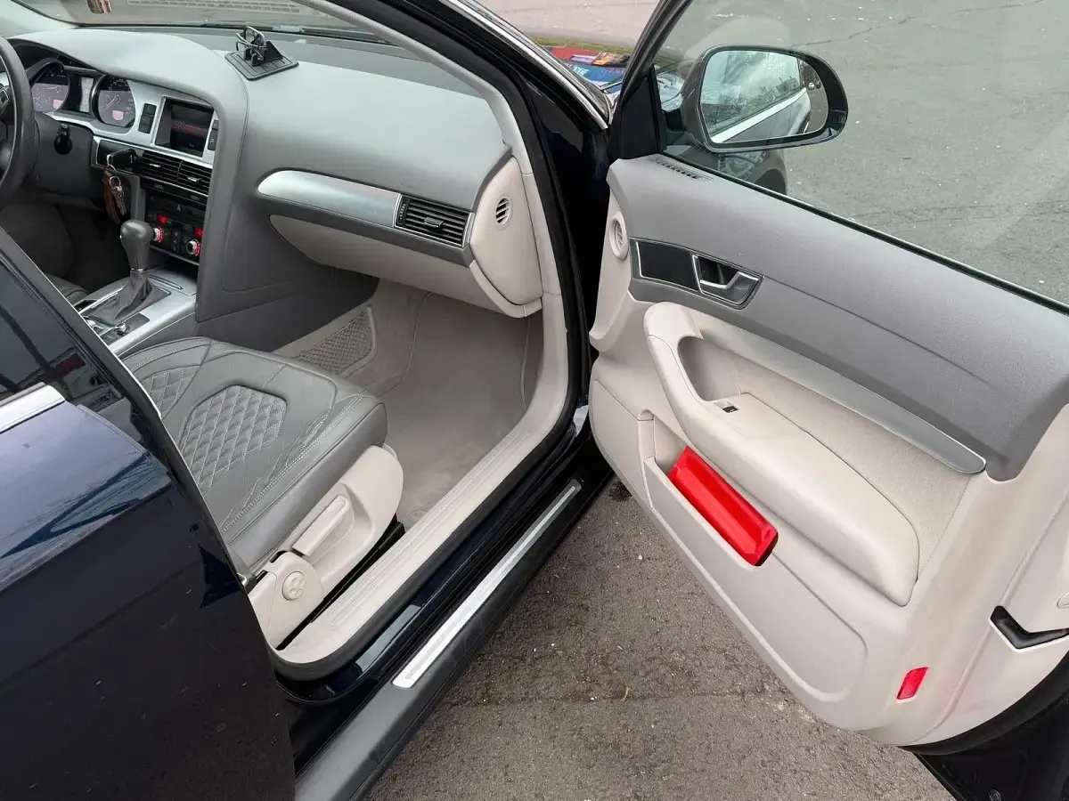 Gebraucht Audi A6 Sport 190 PS (139 kW) 2011 Blau Limousine