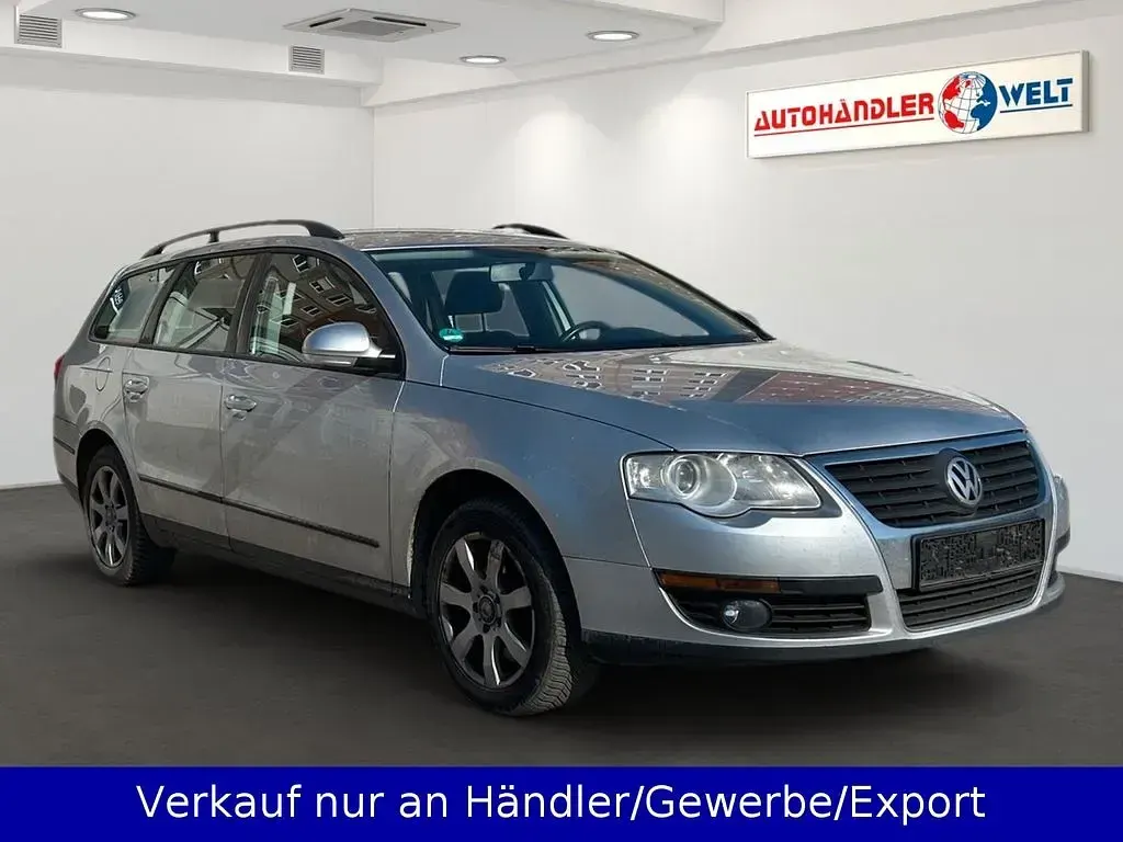 Usata VW Passat 140 CV (102 kW) 2009 Argento Station wagon