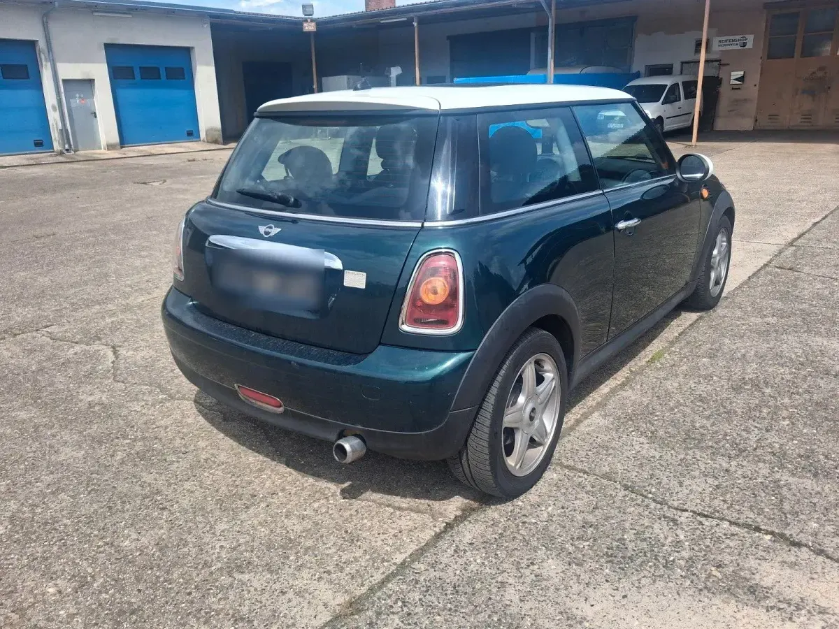 Usado Mini Cooper 120 CV (88 kW) 2007 Verde Utilitario