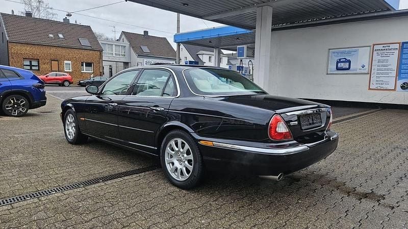 Gebraucht Jaguar XJ6 238 PS (175 kW) 2003 Schwarz Limousine