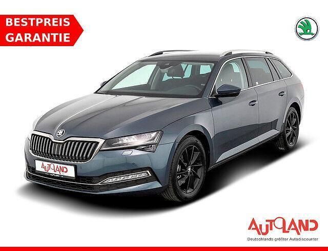 Grau Gebraucht 2020 Skoda Superb Kombi | 25.890 € (Fairer Preis) - Bild 1/4