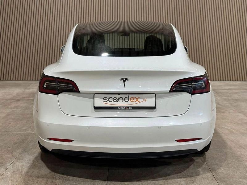 Gebraucht Tesla Model 3 Standard Range 100 kW (136 PS) 2019 Weiß Limousine