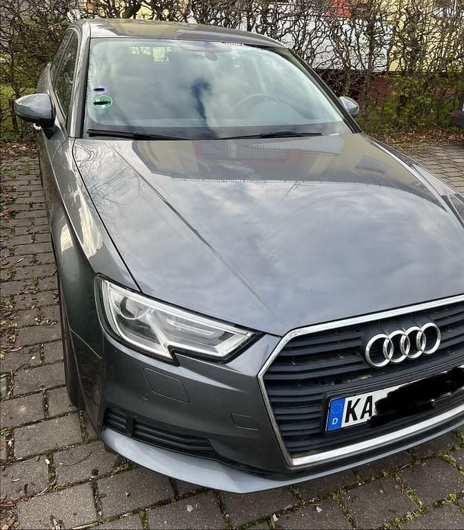 Usata Audi A3 150 CV (110 kW) 2018 Grigio Berlina