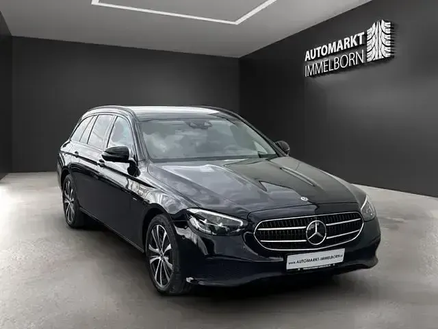 Gebraucht Mercedes E300 Night 306 PS (225 kW) 2021 Schwarz Kombi