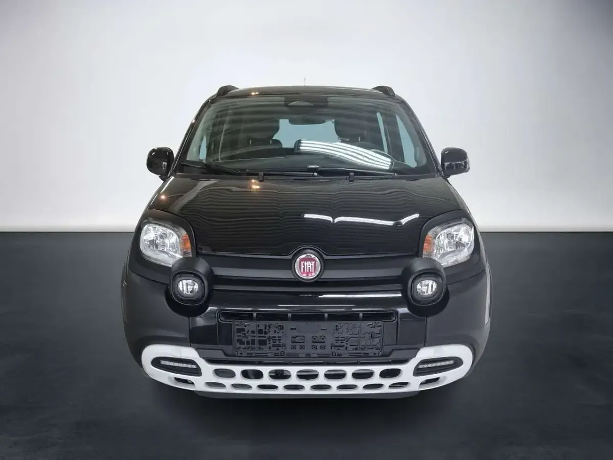 Neu Fiat Panda Cross Cross 65 PS (47 kW) 2026 Cinema schwarz Kleinwagen