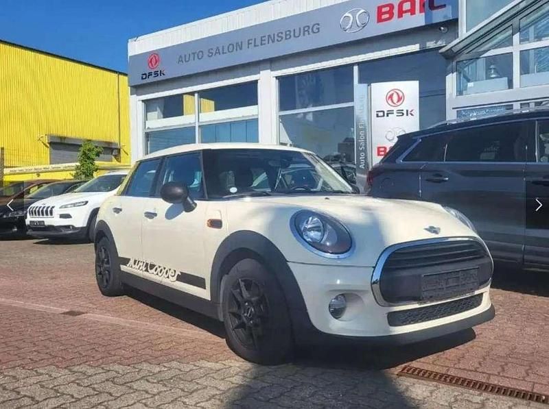 Gebraucht Mini Cooper 102 PS (75 kW) 2015 Weiß Kleinwagen