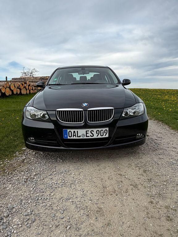Gebraucht BMW 325 218 PS (160 kW) 2006 Schwarz Limousine