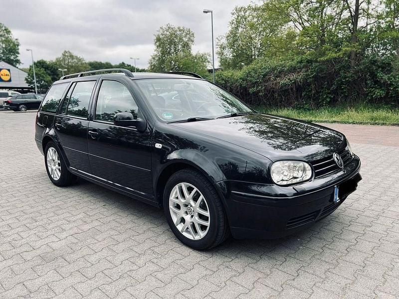 Schwarz Gebraucht 2000 VW Golf IV Limousine | 1.200 € (Guter Preis) - Bild 1/4