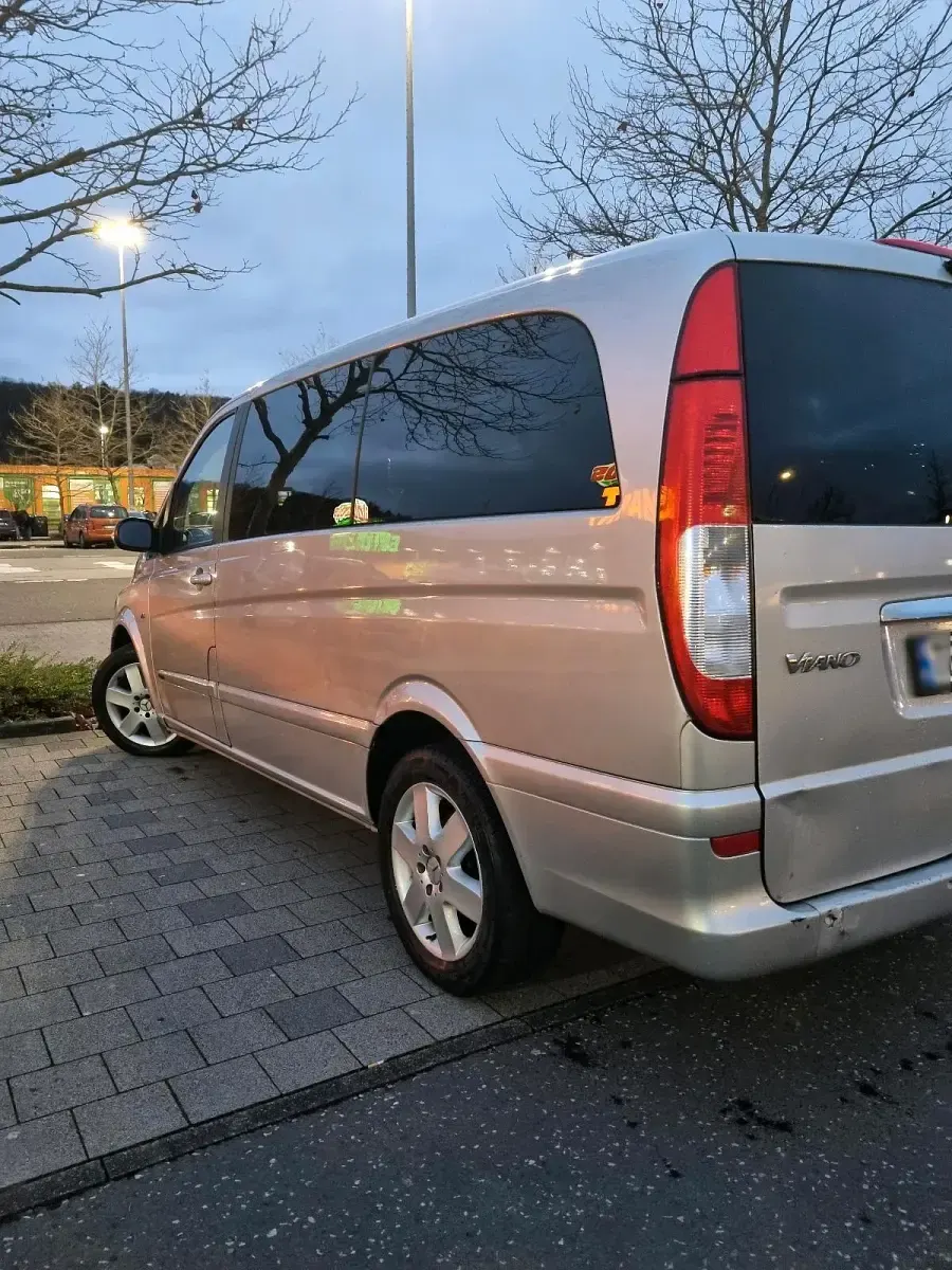Gebraucht Mercedes Viano 204 PS (150 kW) 2008 Silber Van / Kleinbus