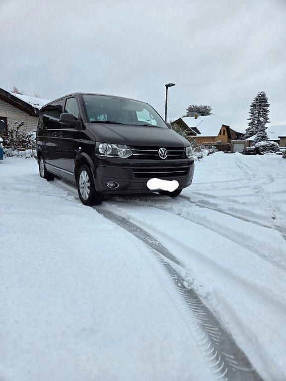 Usado VW Multivan 179 HP (131 kW) 2011 Roxo Monovolume