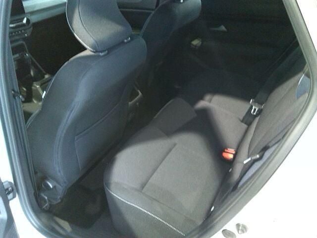 Neu Dacia Duster Expression 140 PS (102 kW) 2026 Weiß grau SUV