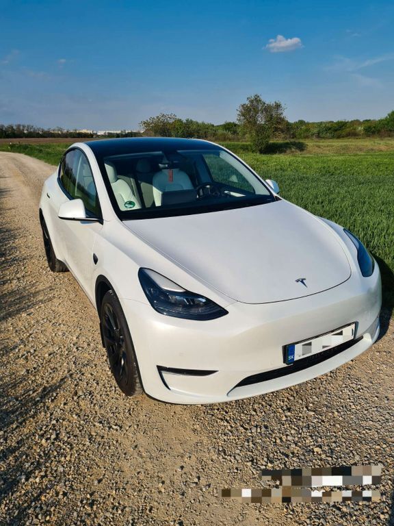 Weiß Gebraucht 2021 Tesla Model Y SUV | 31.500 € (Fairer Preis) - Bild 1/4