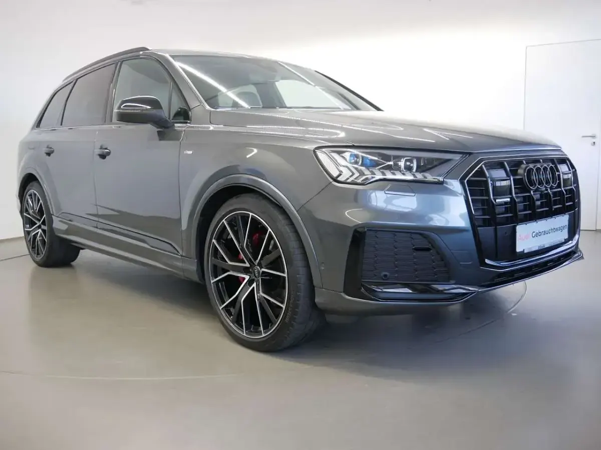 Gebraucht Audi Q7 S-Line 286 PS (210 kW) 2023 Daytonagrau perleffekt SUV