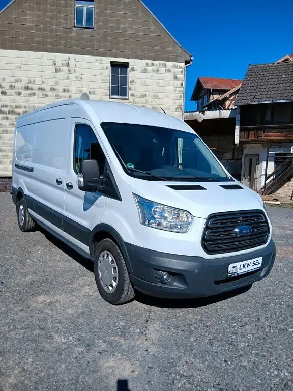 Używany Ford Transit Trend 131 KM (96 kW) 2018 Biały Minivan