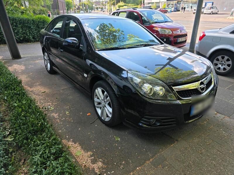 Schwarz Gebraucht 2007 Opel Vectra Limousine | 1.000 € (Superpreis) - Bild 1/4