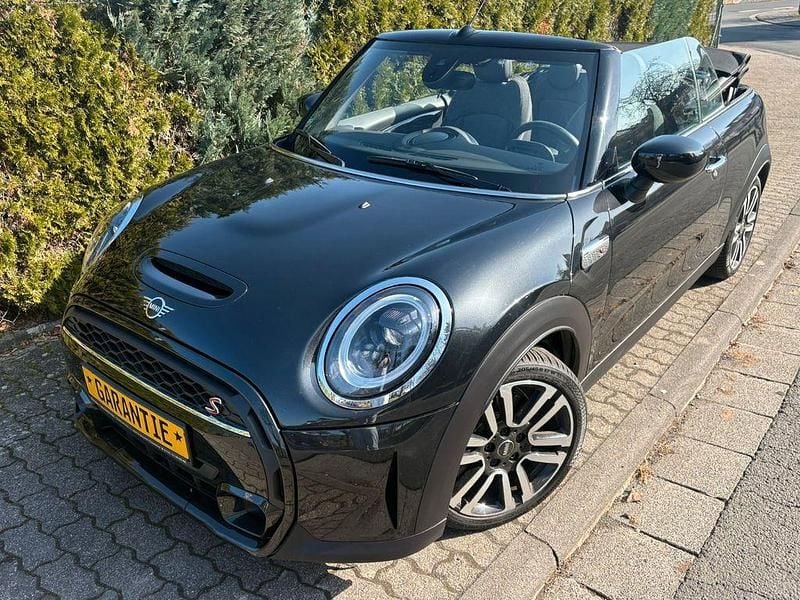 Gebraucht Mini Cooper S Cabriolet 178 PS (130 kW) 2024 Schwarz Cabrio