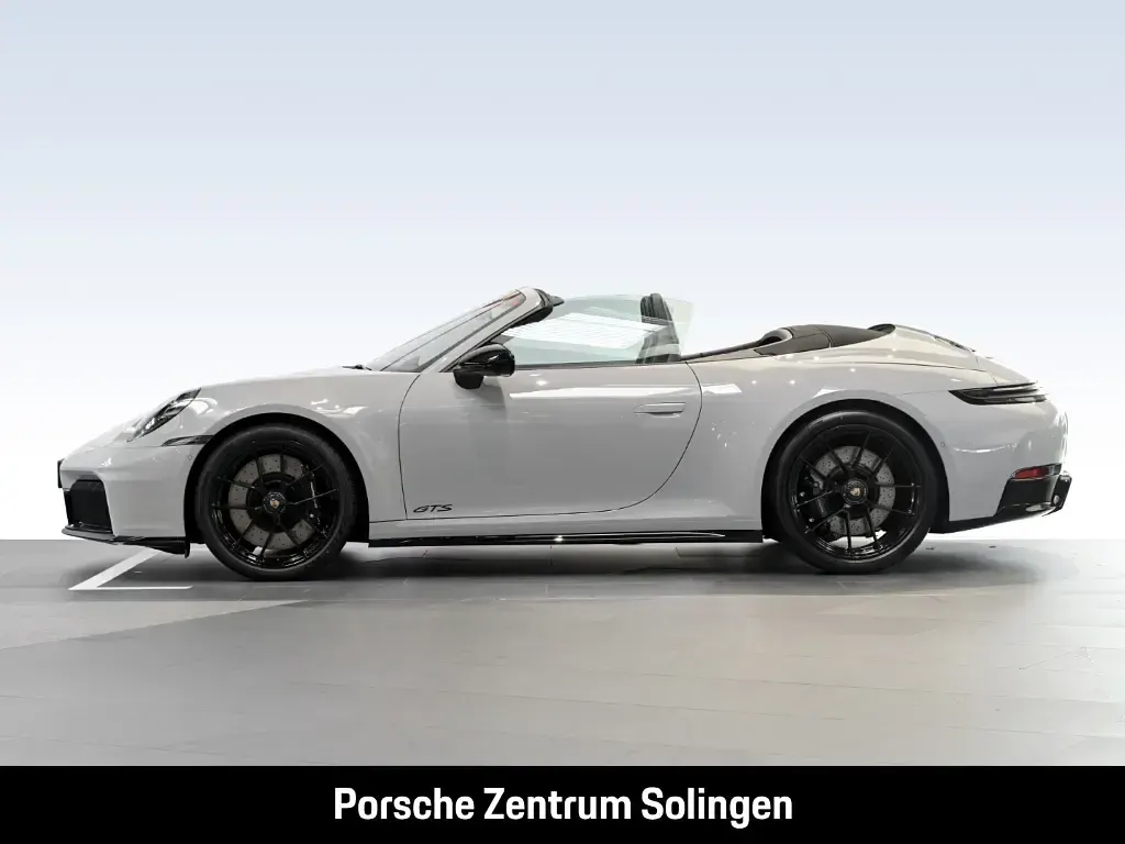 Neu Porsche 911 Carrera 4 GTS 541 PS (397 kW) 2026 Grau Cabrio