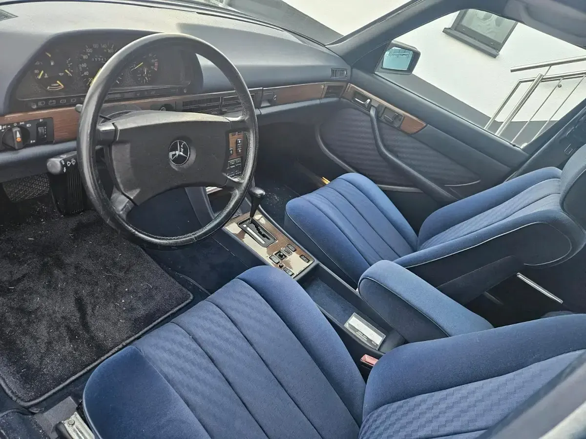 Gebraucht Mercedes 300 SE 180 PS (132 kW) 1989 Blau Limousine