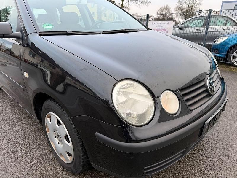 Gebraucht VW Polo Basis 75 PS (55 kW) 2005 Silber Limousine
