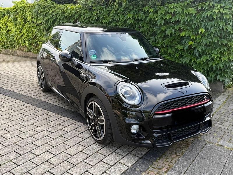 Schwarz Gebraucht 2019 Mini John Cooper Works Kleinwagen | 18.990 € (Superpreis) - Bild 1/4