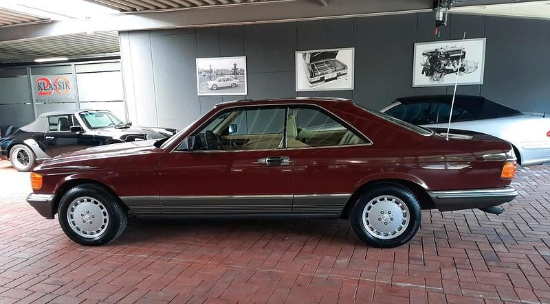 Rot Gebraucht 1982 Mercedes 500 Coupé | 59.990 € - Bild 1/4