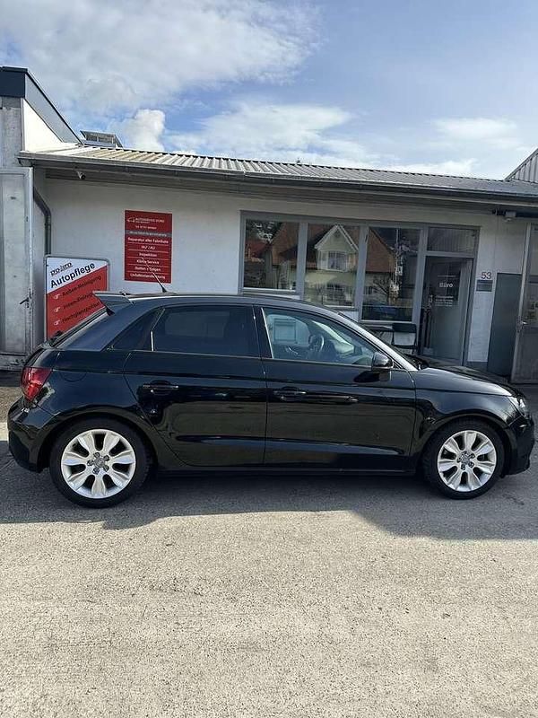 Gebraucht Audi A1 Ambition 122 PS (89 kW) 2014 Mythosschwarz metallic Kleinwagen