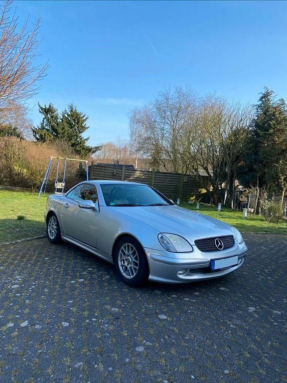 Gebraucht Mercedes SLK200 163 PS (119 kW) 2000 Silber Cabrio