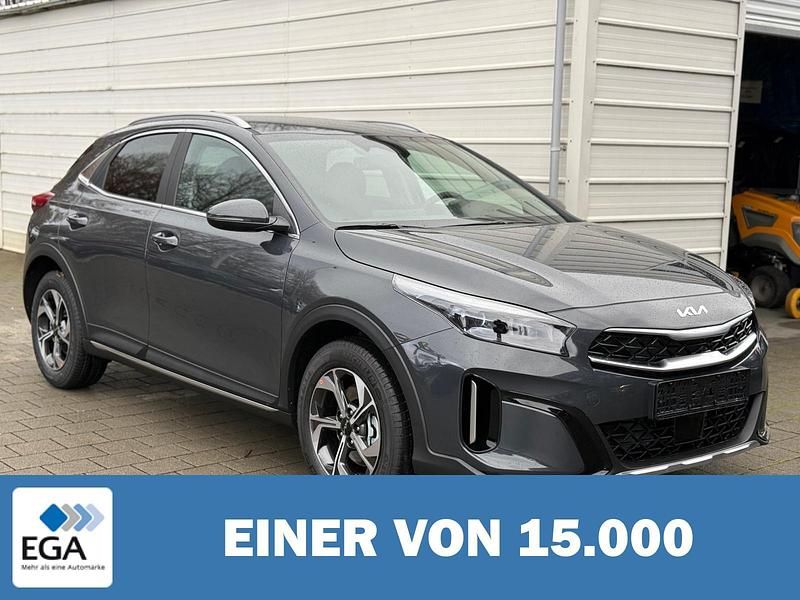 Neu Kia XCeed 150 PS (110 kW) 2025 Metallic SUV