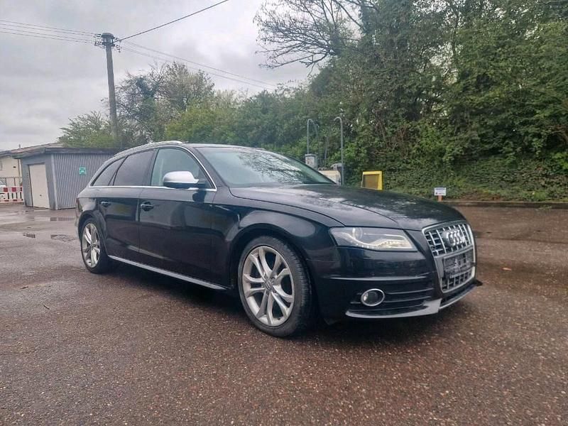 Używany Audi S4 333 KM (244 kW) 2010 Czarny Kombi