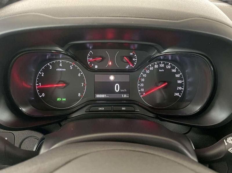 Gebraucht Opel Combo 131 PS (96 kW) 2022 Silber Van / Kleinbus