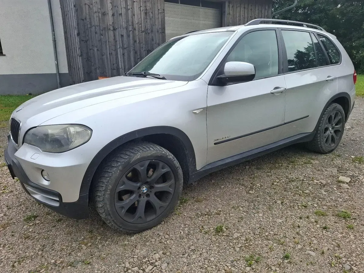 Gebraucht BMW X5 235 PS (172 kW) 2008 Silber SUV