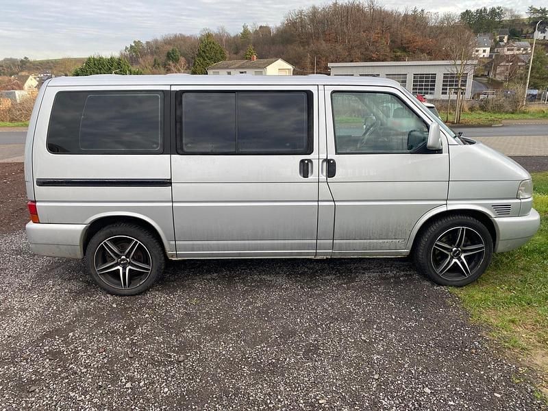 Gebraucht VW T4 150 PS (110 kW) 2003 Silber Van