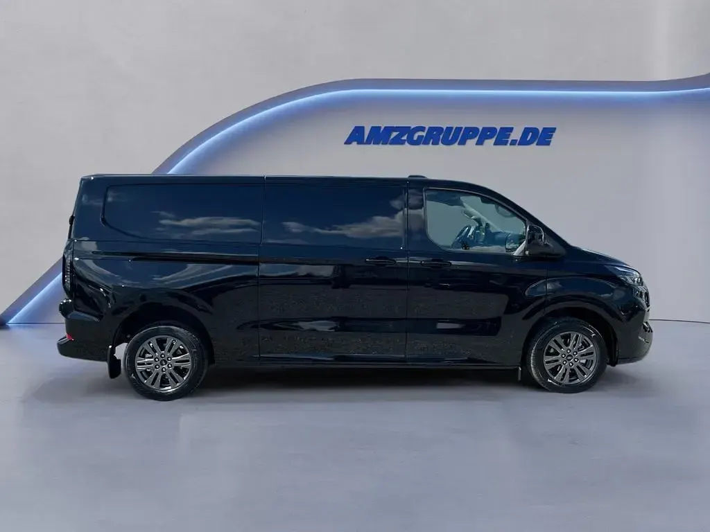 Nowe Ford Transit Custom Limited 170 KM (125 kW) 2026 Czarny Sedan/Limuzyna