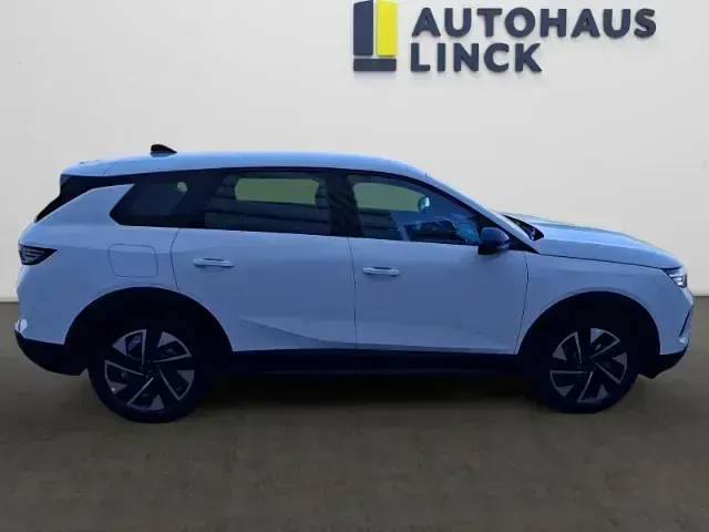 Neu Opel Grandland X Edition 145 PS (106 kW) 2025 Farbe: weiss SUV