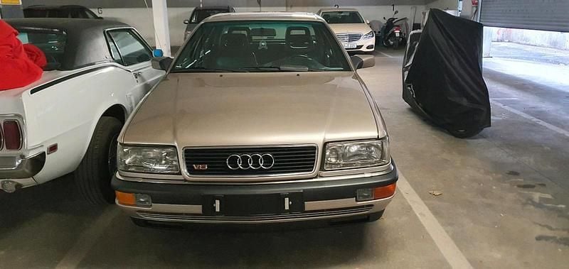 Gebraucht Audi V8 250 PS (183 kW) 1989 Beige Limousine