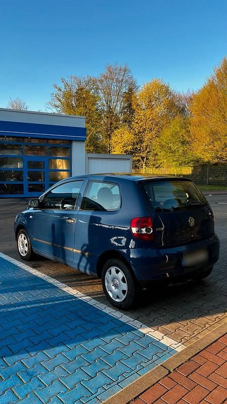 Second-hand VW Fox 55 CP (40 kW) 2005 Albastru Hatchback