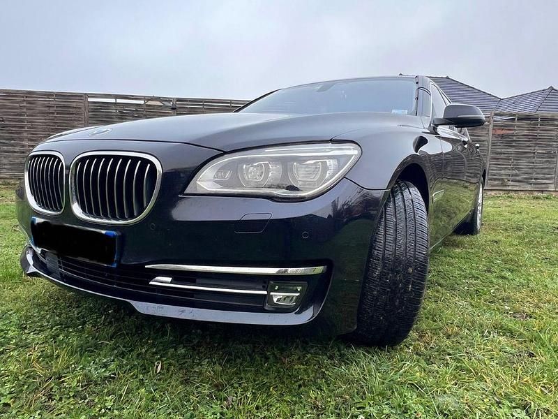 Gebraucht BMW ActiveHybrid 7 Exclusive 354 PS (260 kW) 2015 Schwarz Limousine