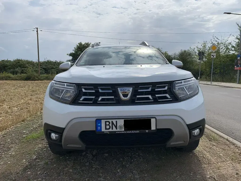 Second-hand Dacia Duster 150 CP (110 kW) 2022 Alb SUV
