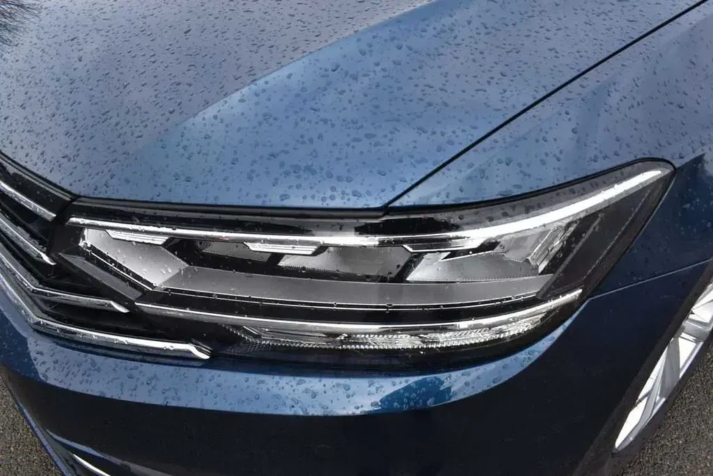 Gebraucht VW Passat Highline 150 PS (110 kW) 2019 Blau Limousine