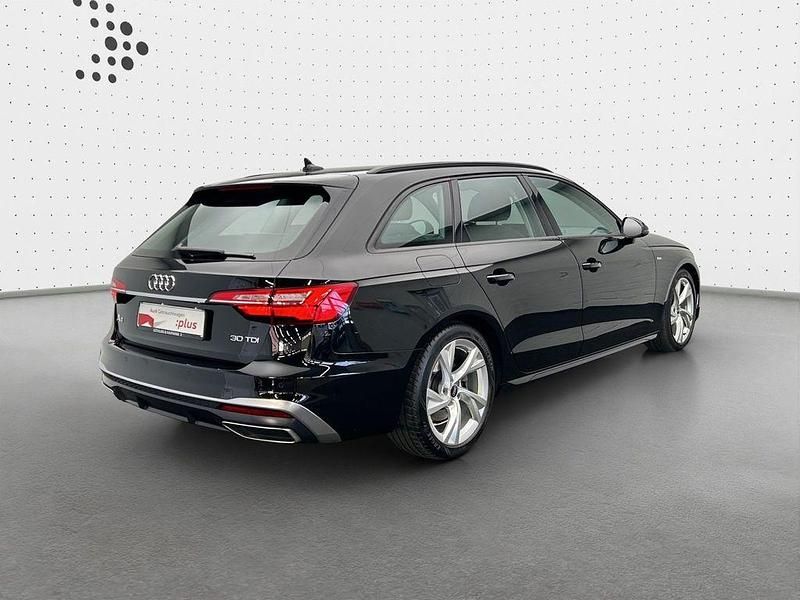 Second-hand Audi A4 S-Line 136 CP (100 kW) 2022 Negru Break