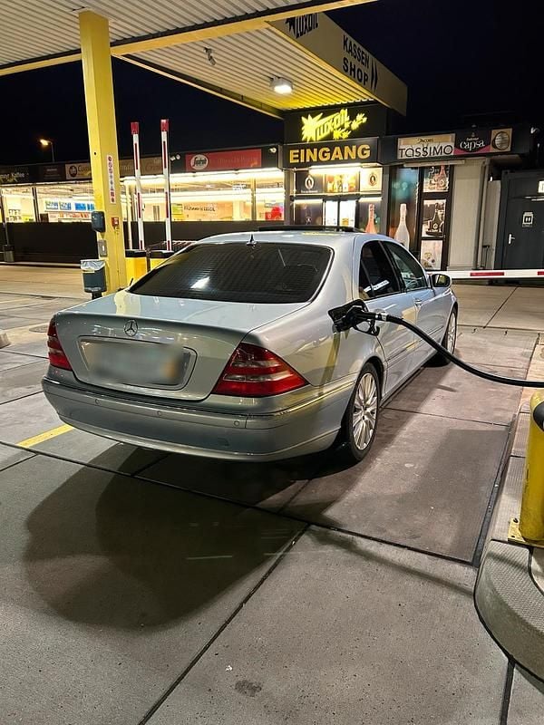 Gebraucht Mercedes S320 225 PS (165 kW) 2001 Blau Limousine