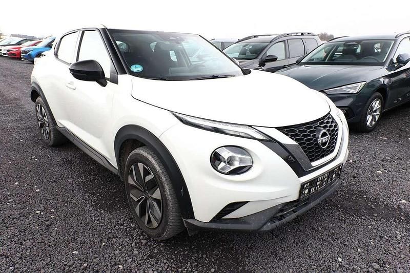 Gebraucht Nissan Juke Acenta 114 PS (83 kW) 2023 Brilliant white pearl SUV