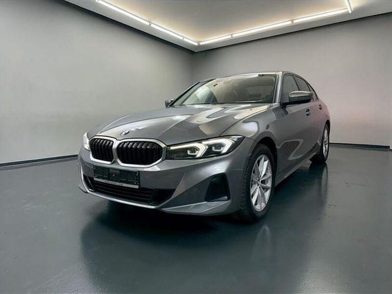 Gebraucht BMW 320 Shadowline 190 PS (139 kW) 2023 Grau Limousine