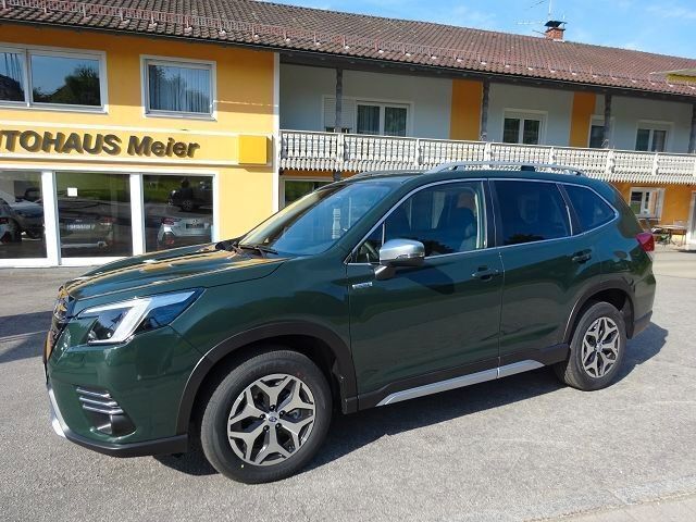 Grün Gebraucht 2024 Subaru Forester Active SUV | 36.999 € (Guter Preis) - Bild 1/4