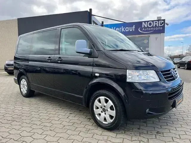 Second-hand VW Transporter 174 CP (127 kW) 2005 Negru Van