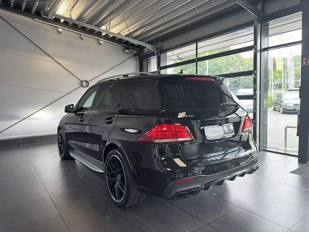 Gebraucht Mercedes GLE63 AMG AMG 557 PS (409 kW) 2017 Schwarz SUV