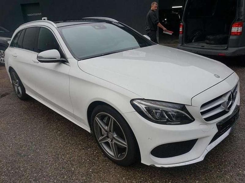 Gebraucht Mercedes C250 204 PS (150 kW) 2015 Polarweiss  unilack Kombi