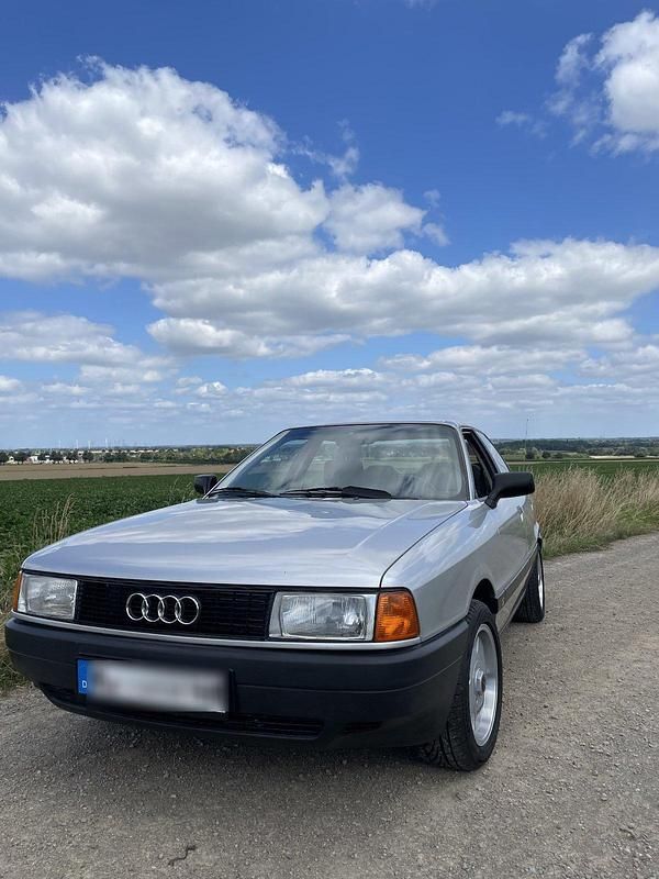 Gebraucht Audi 80 90 PS (66 kW) 1990 Silber Limousine