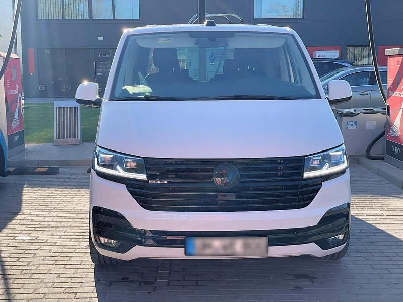 Second-hand VW Multivan 199 CP (146 kW) 2020 Alb Monovolum