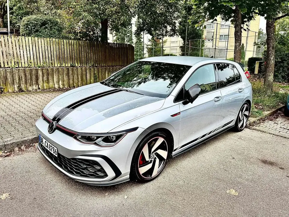 Gebraucht VW Golf VII GTI 245 PS (180 kW) 2021 Grau Kleinwagen